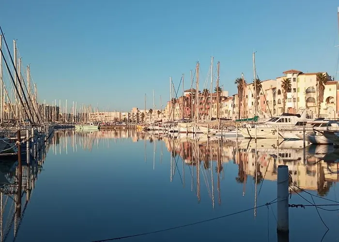 Ideal Entre Mer Etang Commerces Et Animation