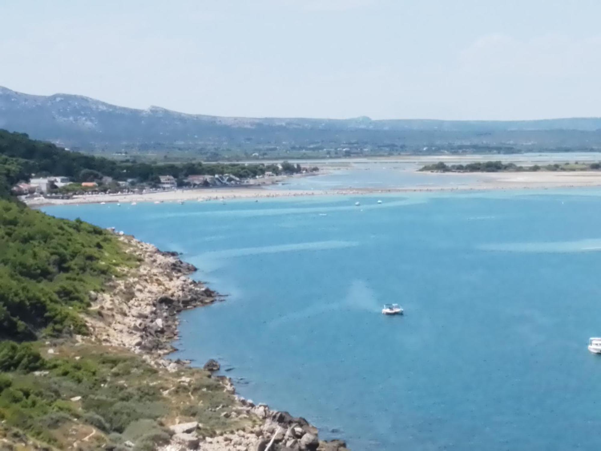 Ideal Entre Etang Commerces Et Animation *